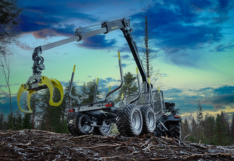 Palms grapple loader 7.86 with log trailer 15D